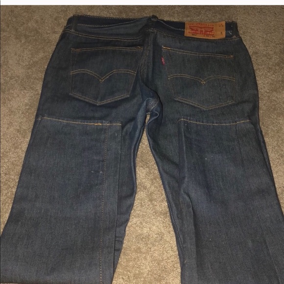 Levi’s - Picture 4 of 5